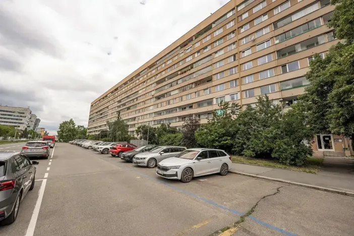 Prodej bytu 3+1, Praha - Prosek, Prosecká, 69 m2