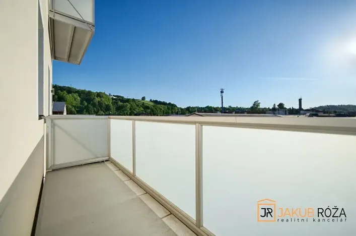 Pronájem bytu 2+kk, Mladé Buky, 38 m2