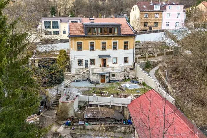 Pronájem bytu 1+kk, Praha - Hlubočepy, Pod Žvahovem, 47 m2