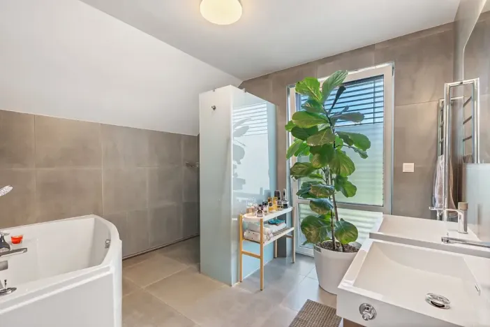 Prodej rodinného domu, Kamenice, Lužní, 141 m2