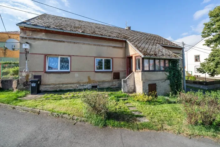 Prodej bytu 3+1, Lišany, Na vrškách, 115 m2