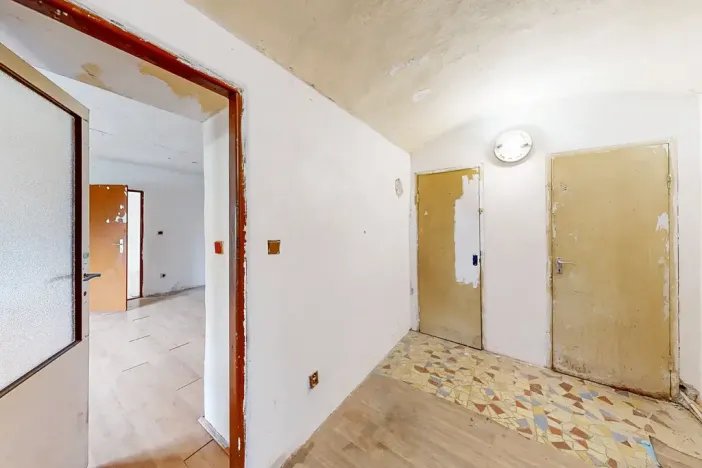 Prodej bytu 3+1, Lišany, Na vrškách, 115 m2
