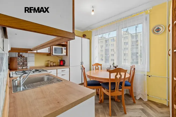 Prodej bytu 3+1, Plzeň, Krašovská, 66 m2