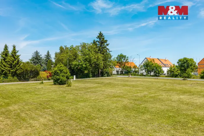 Prodej pozemku pro bydlení, Dvory - Veleliby, 619 m2
