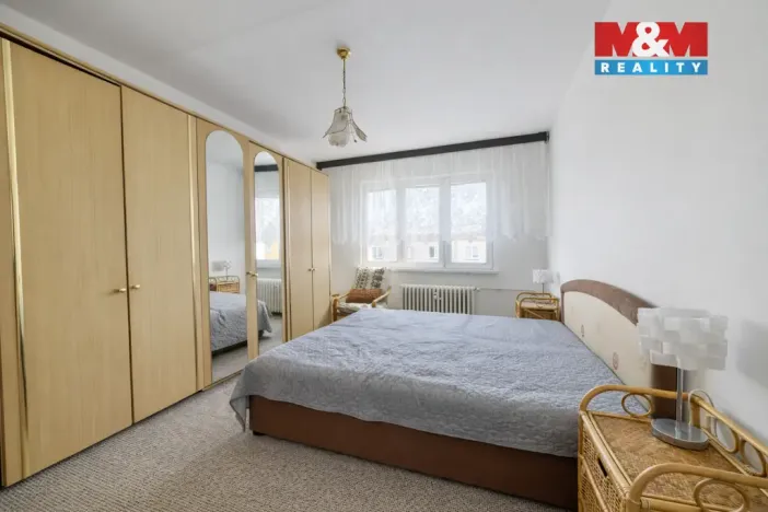 Prodej bytu 2+1, Cheb, V Zahradách, 52 m2