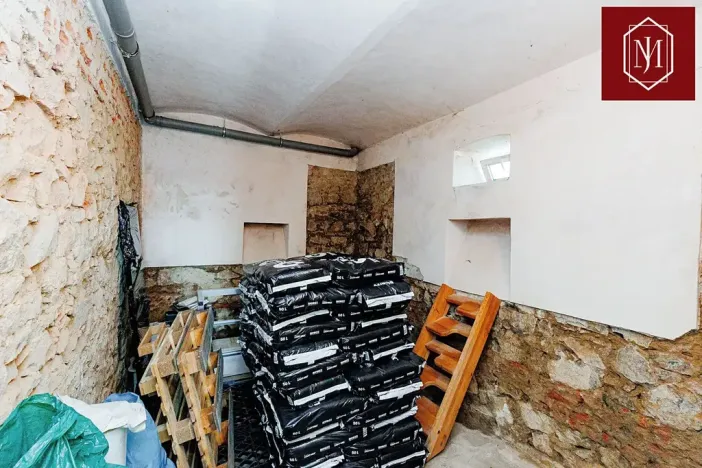 Prodej obchodního prostoru, Jihlava, Polenská, 103 m2