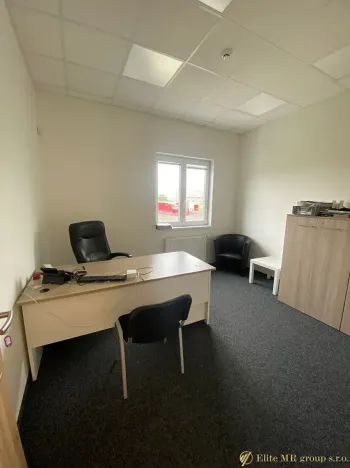 Pronájem kanceláře, Nymburk, Za Žoskou, 14 m2