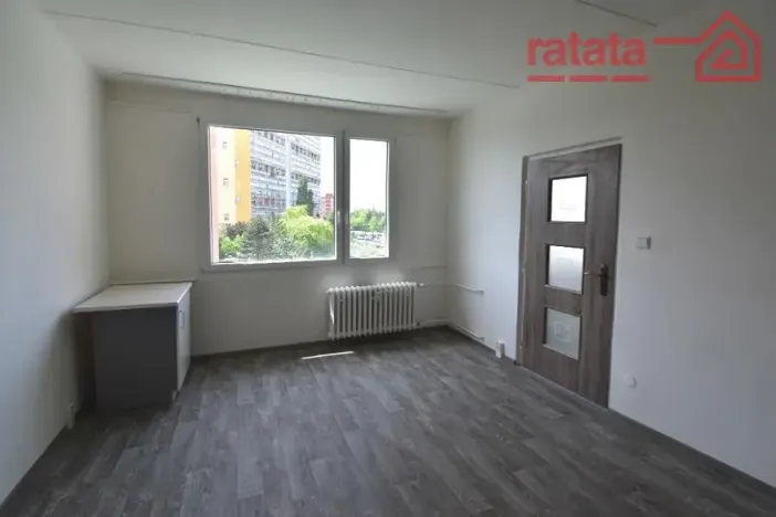 Pronájem bytu 1+1, Chomutov, Kundratická, 33 m2