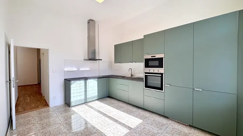 Pronájem bytu 3+1, Brno, náměstí 28. října, 108 m2