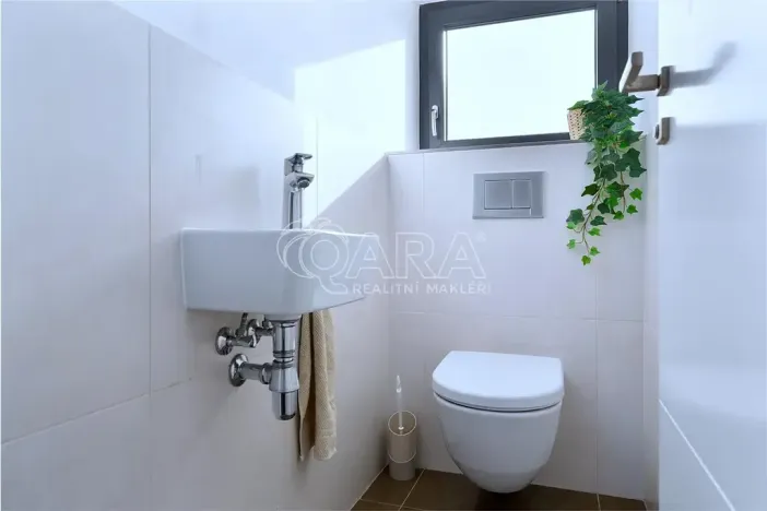 Prodej rodinného domu, Velké Popovice, U Školky, 190 m2