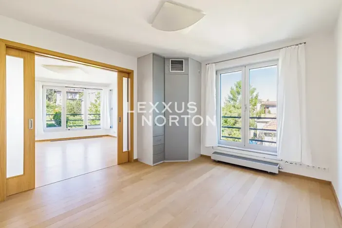 Pronájem bytu 5+kk, Praha - Smíchov, U Dívčích hradů, 202 m2