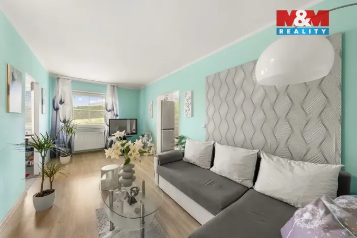 Prodej bytu 2+1, Chlumec, Stradovská, 51 m2