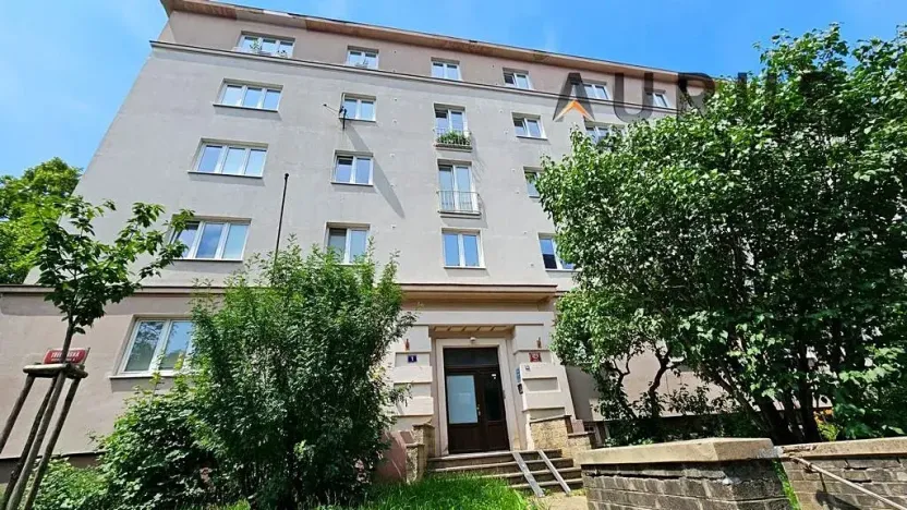 Pronájem bytu 3+1, Praha - Michle, Třeboňská, 74 m2