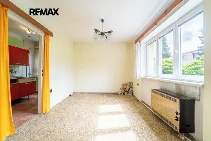 Prodej bytu 3+1, Pečky, Přátelství, 65 m2