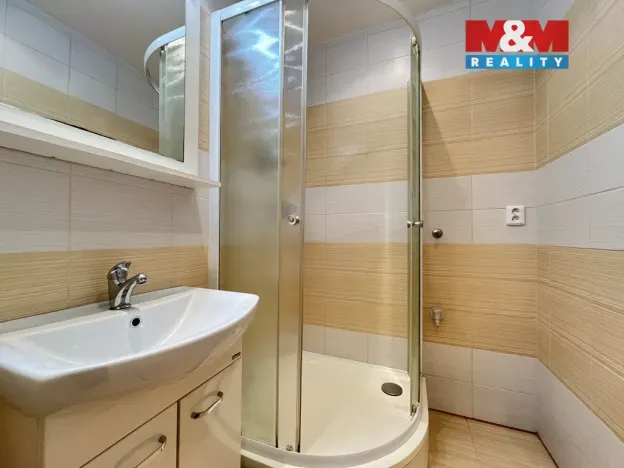 Pronájem bytu 1+kk, Pelhřimov, Táborská, 30 m2