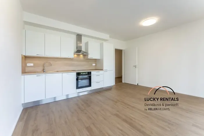 Pronájem bytu 2+kk, Praha - Vysočany, Pod Harfou, 44 m2