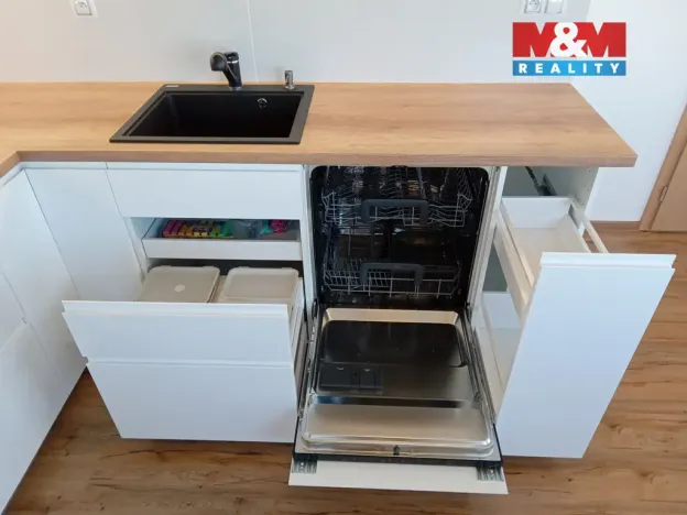 Pronájem bytu 2+kk, Praha, U Radosti, 58 m2