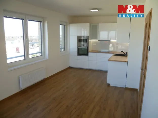 Pronájem bytu 2+kk, Praha, U Radosti, 58 m2