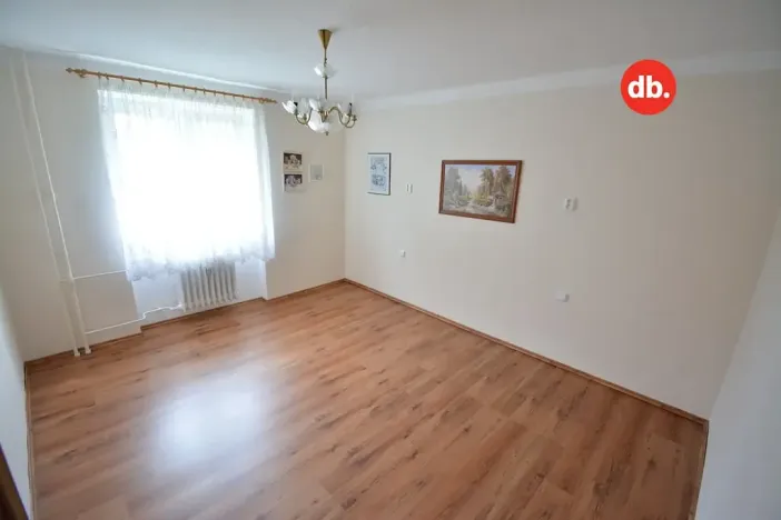 Prodej bytu 2+1, Ostrov, Luční, 64 m2