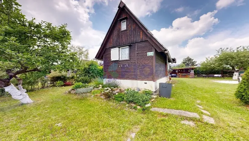 Prodej chaty, Praha - Kyje, Nedokončená, 20 m2