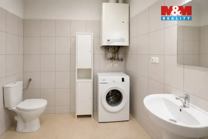 Pronájem bytu 2+kk, Znojmo, náměstí Svobody, 46 m2