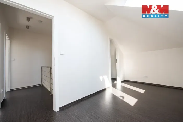 Pronájem rodinného domu, Předměřice nad Labem, Na Obci, 150 m2