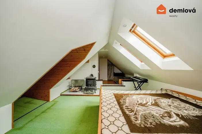 Prodej chalupy, Melč, 309 m2