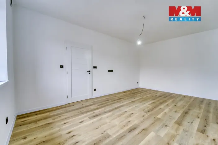 Pronájem bytu 2+kk, Tlučná, Tlučenská kolonie, 40 m2