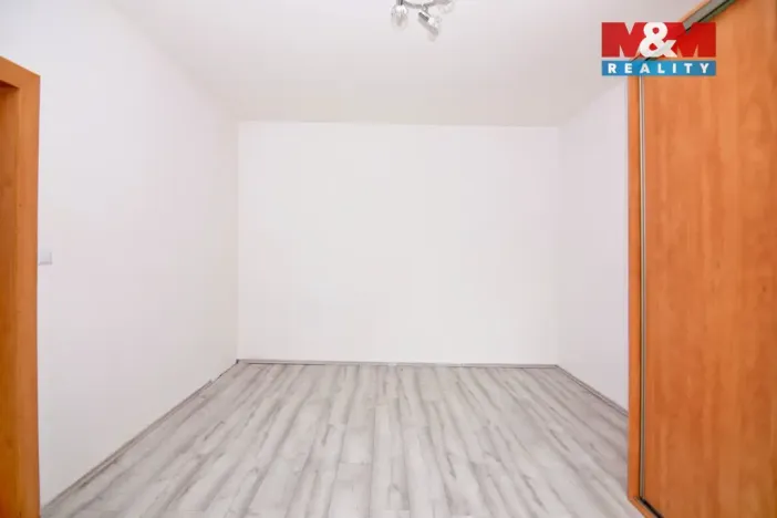 Pronájem bytu 1+1, Děčín - Děčín VI-Letná, Školní, 35 m2
