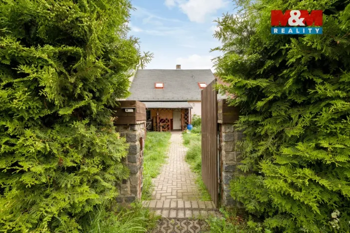 Prodej rodinného domu, Verneřice, Českolipská, 180 m2
