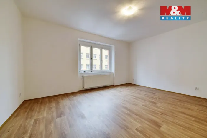 Pronájem bytu 3+1, Cheb, Valdštejnova, 86 m2
