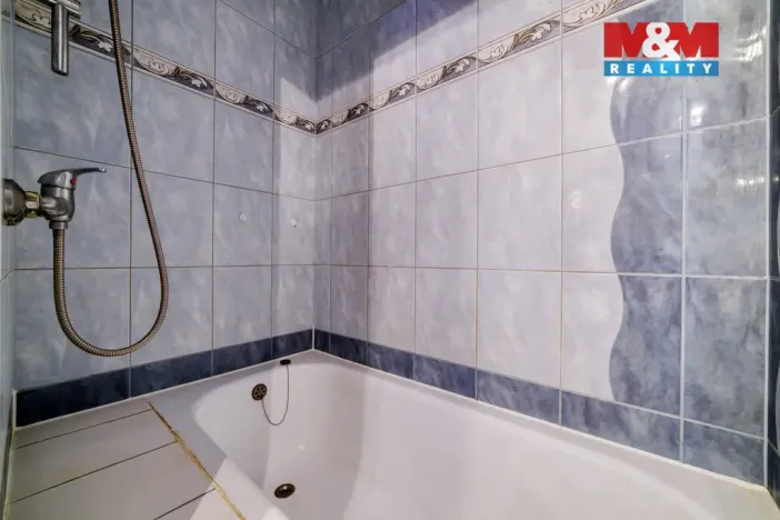 Pronájem bytu 1+1, Cheb, Šeříková, 40 m2
