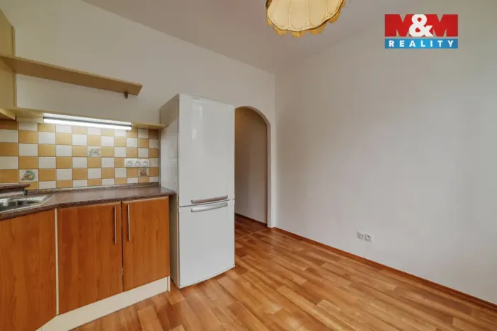 Pronájem bytu 1+1, Cheb, Šeříková, 40 m2