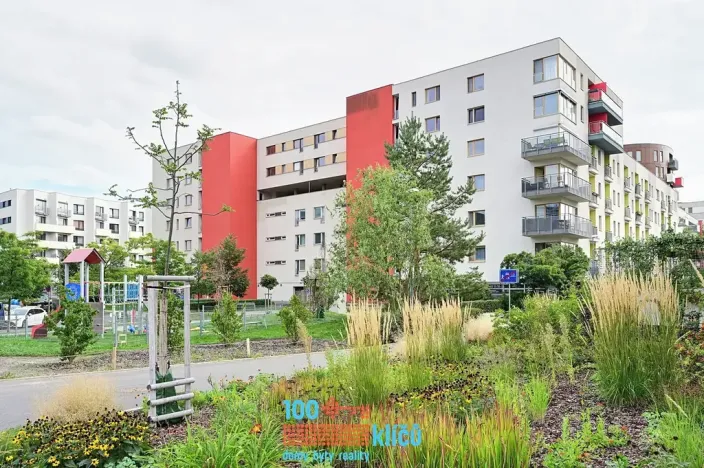 Pronájem bytu 1+1, Praha - Modřany, Vorařská, 37 m2