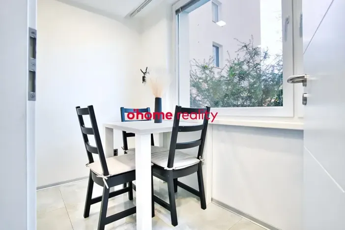 Pronájem bytu 2+1, Olomouc, Jarmily Glazarové, 62 m2