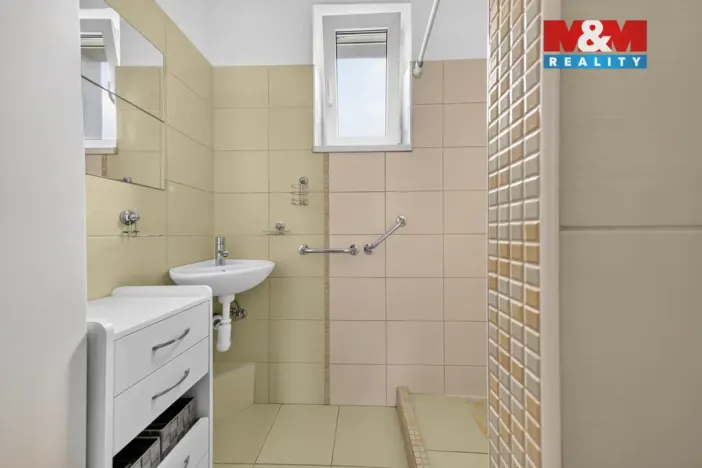 Prodej rodinného domu, Zlatníky-Hodkovice - Zlatníky, Libeňská, 120 m2