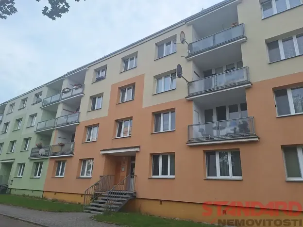Pronájem bytu 1+kk, Dobřany, 17. listopadu, 19 m2