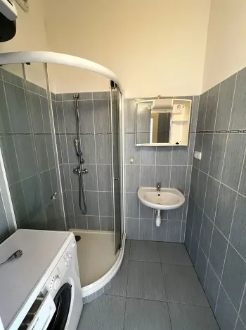 Pronájem bytu 2+kk, Praha - Žižkov, Ambrožova, 46 m2