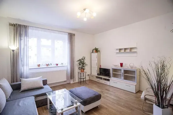 Pronájem bytu 1+kk, Praha - Libeň, Krejčího, 34 m2