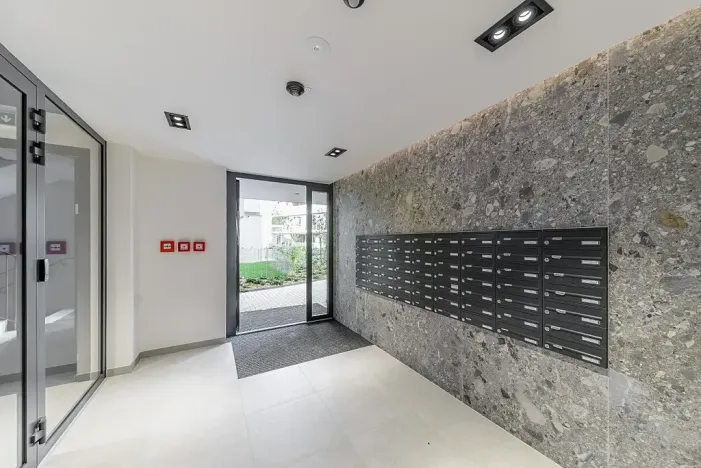 Pronájem bytu 1+kk, Praha - Strašnice, Ramonova, 32 m2
