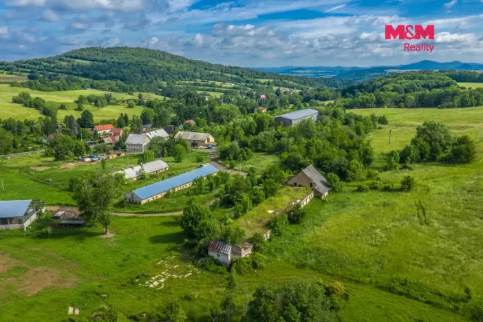 Prodej komerčního pozemku, Valkeřice, 58215 m2