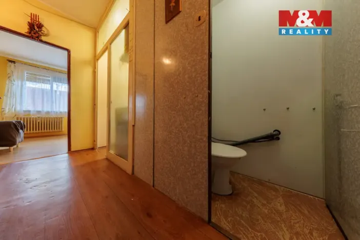 Prodej bytu 2+1, Kynšperk nad Ohří, náměstí SNP, 46 m2