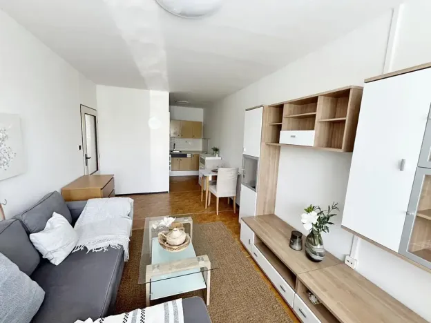 Prodej bytu 2+kk, Kralupy nad Vltavou, sídl. U Cukrovaru, 42 m2