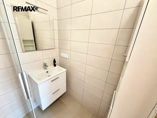 Pronájem bytu 2+kk, Praha - Vyšehrad, Neklanova, 57 m2