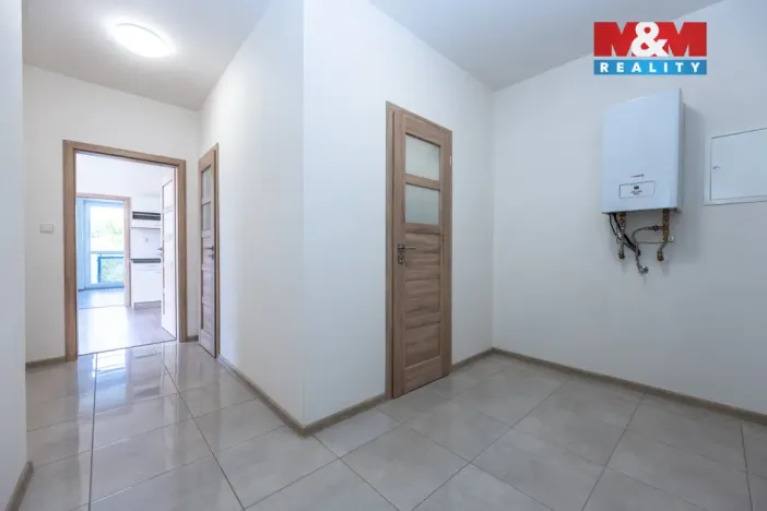 Prodej bytu 3+kk, Břežany II, 81 m2