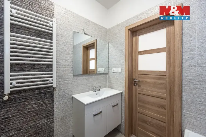 Prodej bytu 3+kk, Břežany II, 81 m2