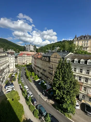 Prodej bytu 3+1, Karlovy Vary, Sadová, 112 m2