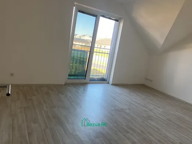 Pronájem bytu 1+kk, Hýskov, Kladenská, 28 m2