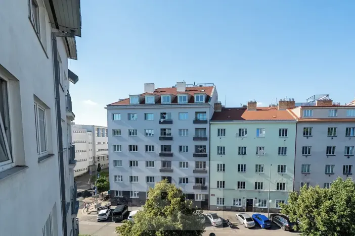 Pronájem bytu 1+kk, Praha - Vršovice, Přípotoční, 30 m2