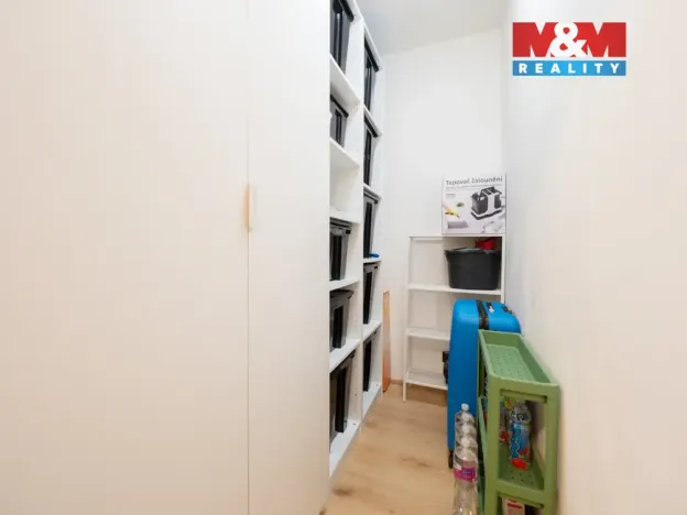 Prodej bytu 3+kk, Odolena Voda, K Cukrovaru, 76 m2